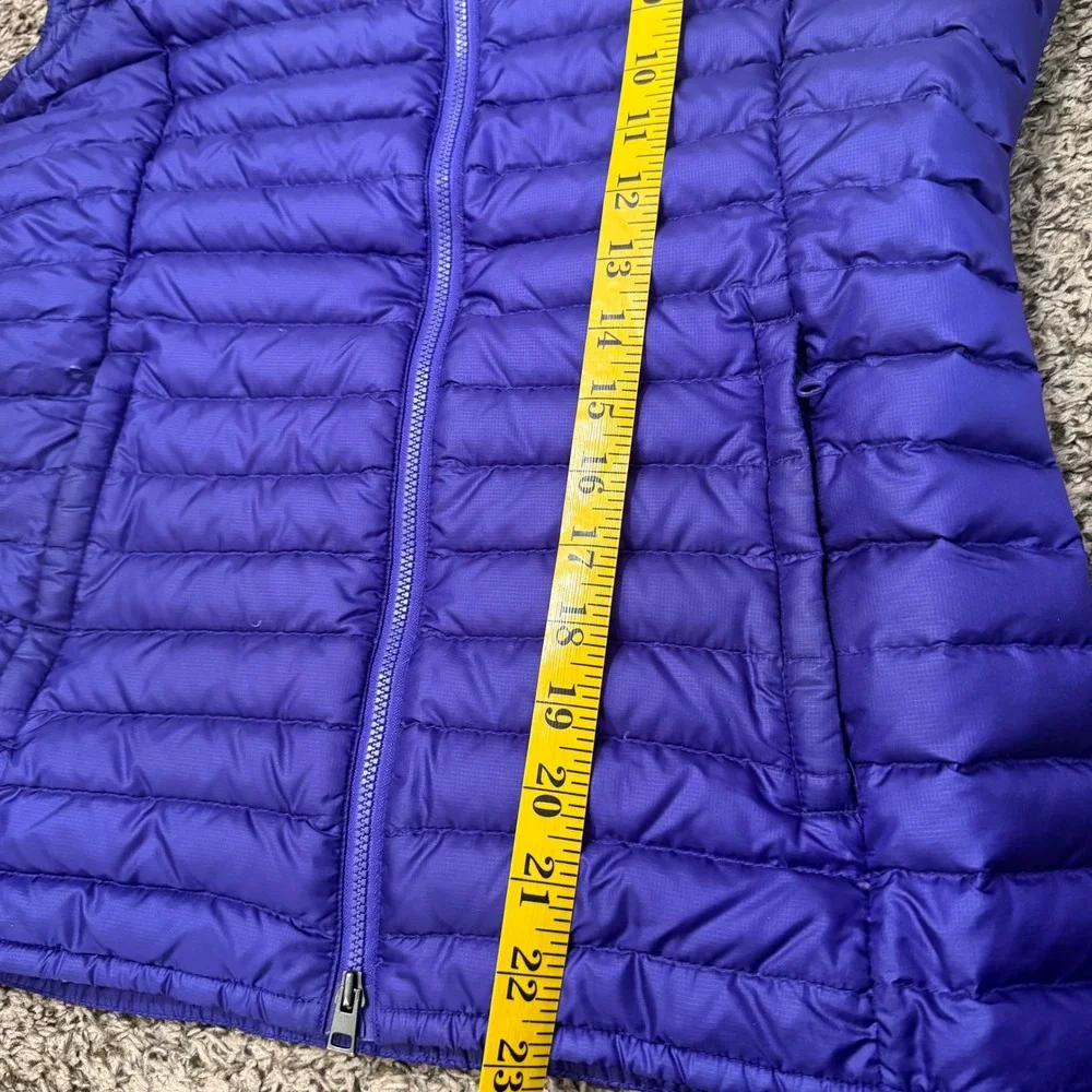 KJUS Women Purple cypress Down Vest Lightweight Puffer Full Zip Size 36 small - Picture 7 of 7